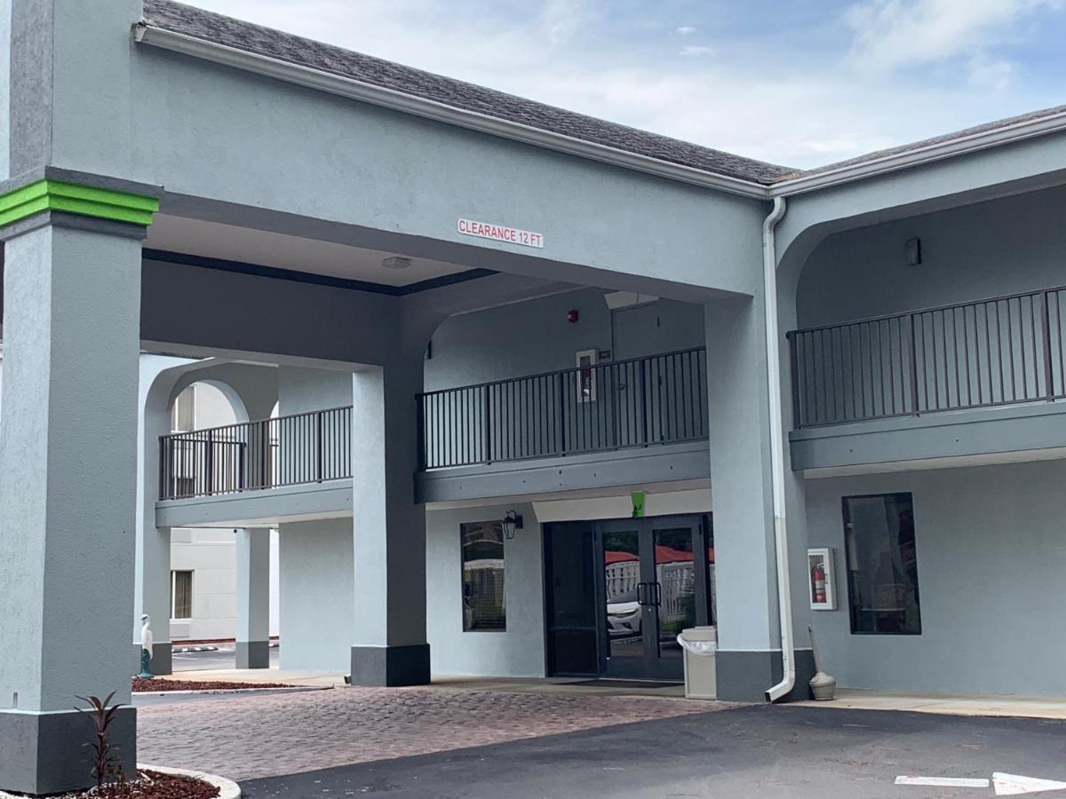Magnolia Inn Extended Stay Of Kingsland - New 2024 - Book A Kitchen Room - 12 Noon Check Out - Sleep In Late - Better Sleep - Ultra Sparkling - Pool Open Until Until 4Am - Stay And Save Today - 24 Hour Front Desk - Premium Coffee Bar - Award Winning Exterior photo