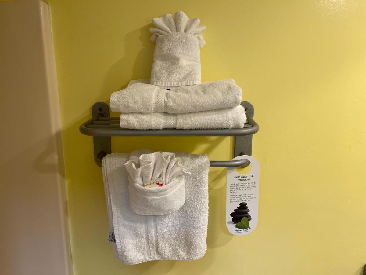 Magnolia Inn Extended Stay Of Kingsland - New 2024 - Book A Kitchen Room - 12 Noon Check Out - Sleep In Late - Better Sleep - Ultra Sparkling - Pool Open Until Until 4Am - Stay And Save Today - 24 Hour Front Desk - Premium Coffee Bar - Award Winning Exterior photo